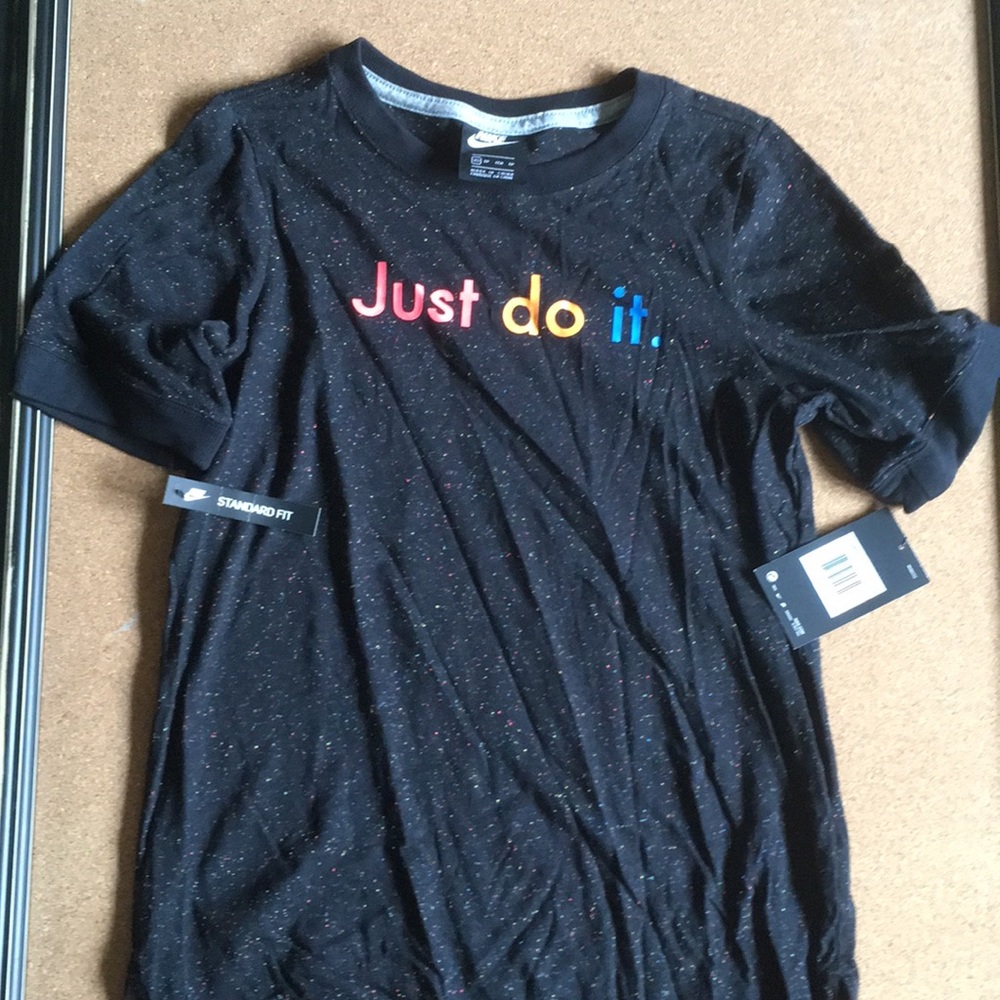 Nike T